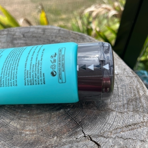 AHAVA Dead Sea water mineral shower gel - Picture 2 of 4